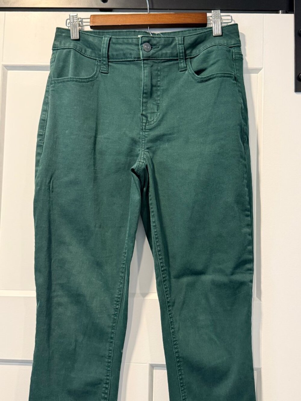 Maurices M Jeans Hunter Green Stretch Jeggings - Picture 2 of 5